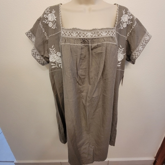 Forever 21 Dresses & Skirts - Forever 21 Linen Blend Short Sleeve Dress